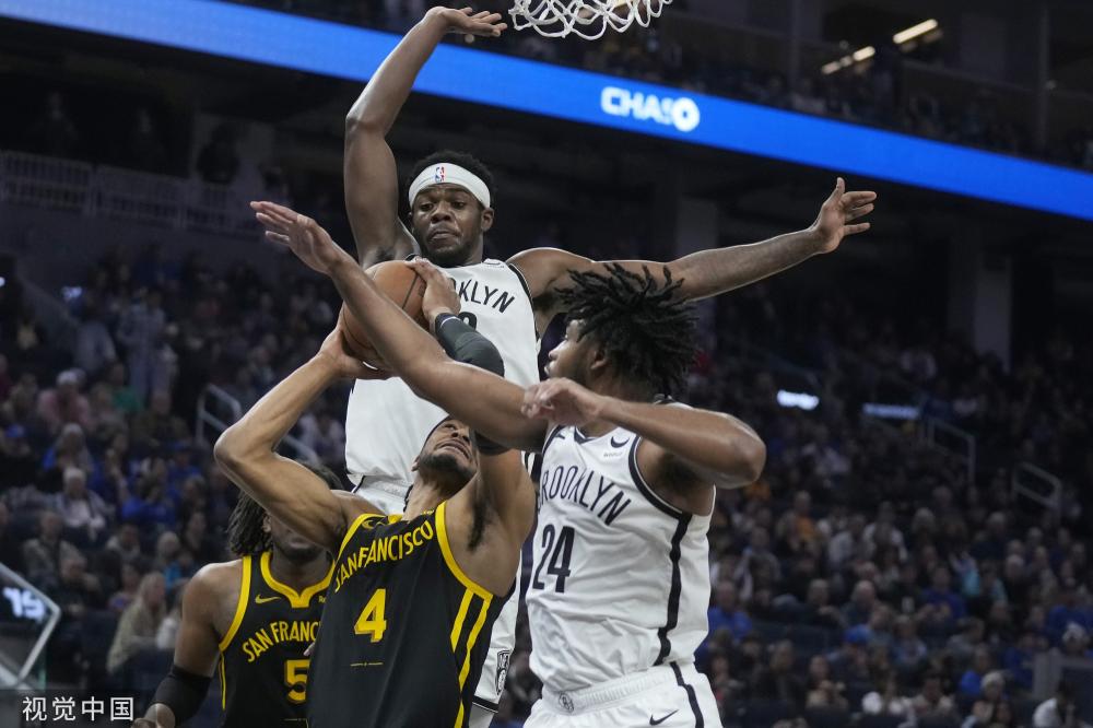 在现代篮球 在现代篮球